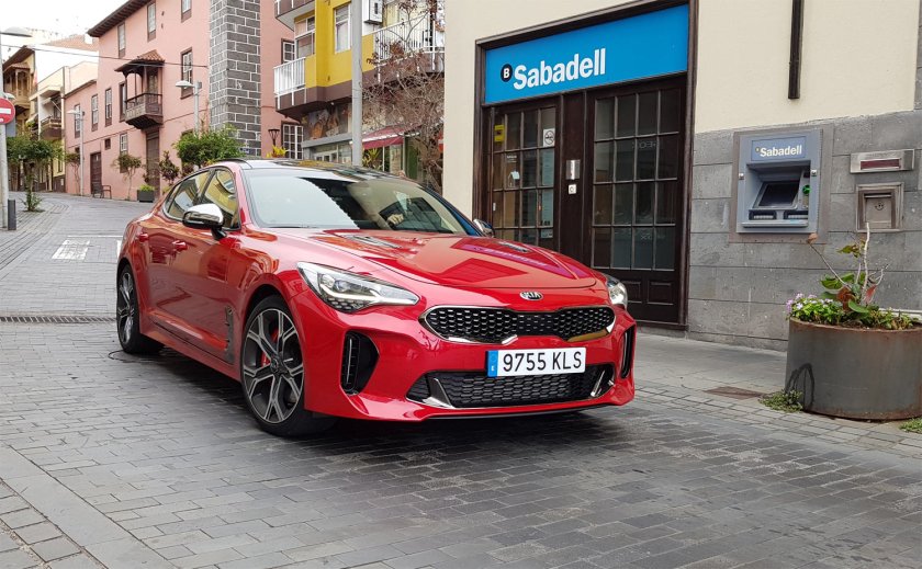 Kia-Stinger-0008